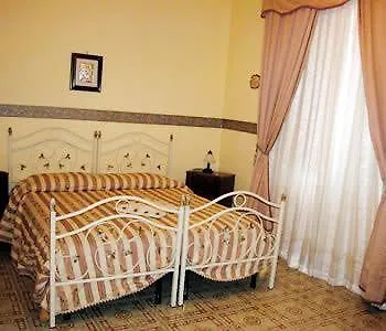 Room Elia Nápoles Bed and breakfast