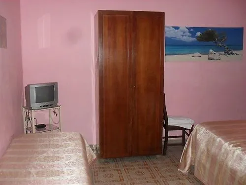 Room Elia Nápoles Bed and breakfast