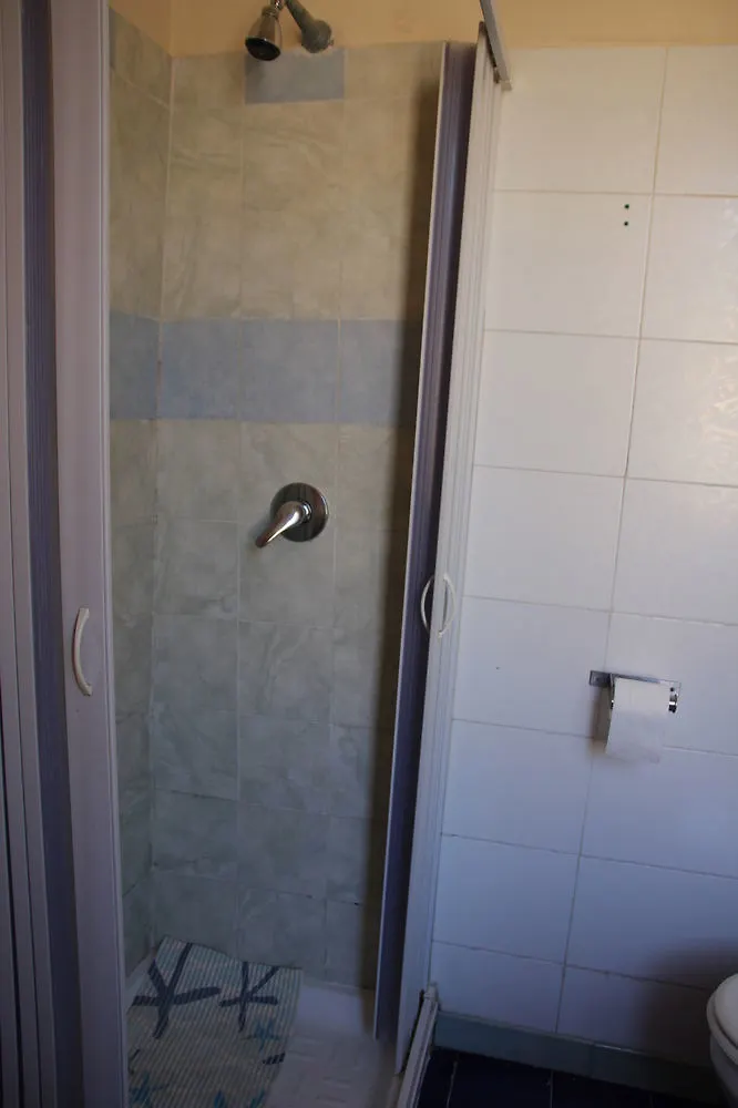 Room Elia Naples 2*,